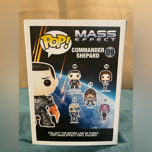 NIB Commander Shepard #09 Mass Effect Rare Vaulted Funko Pop - Picture 6 of 10